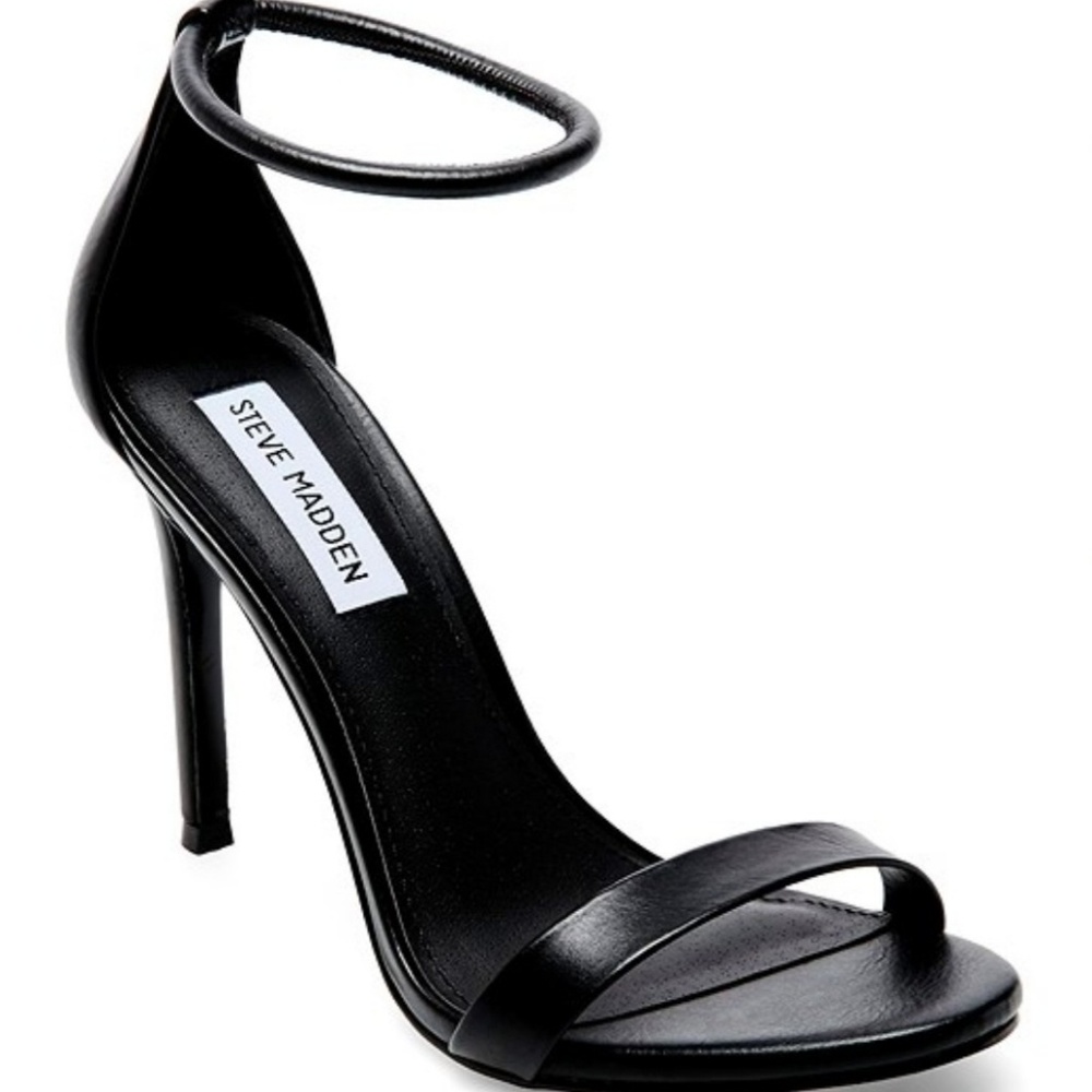NEW Steve  Madden black Sandals